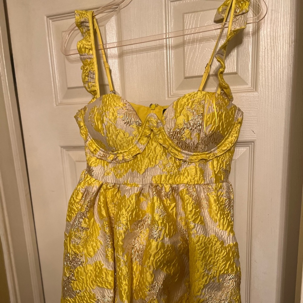 Beautiful brocade dress! Add a touch of class to any setting.